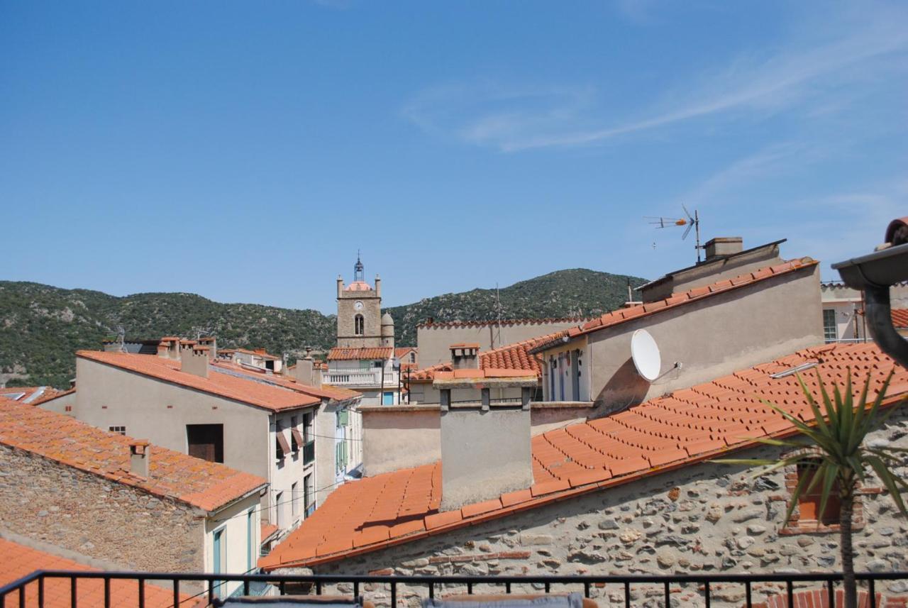 Agreable Maison De Village Avec Terrasse Vinca Exterior foto