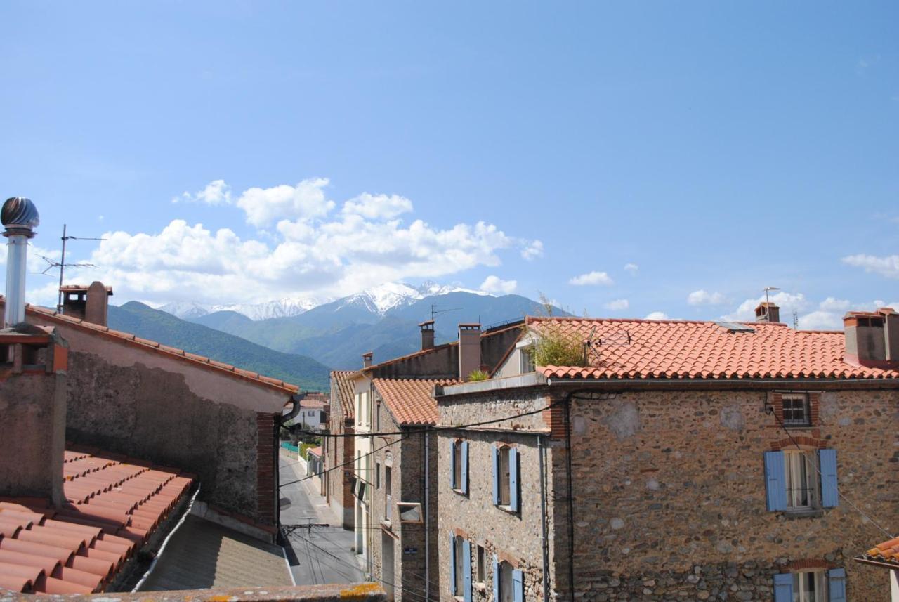 Agreable Maison De Village Avec Terrasse Vinca Exterior foto