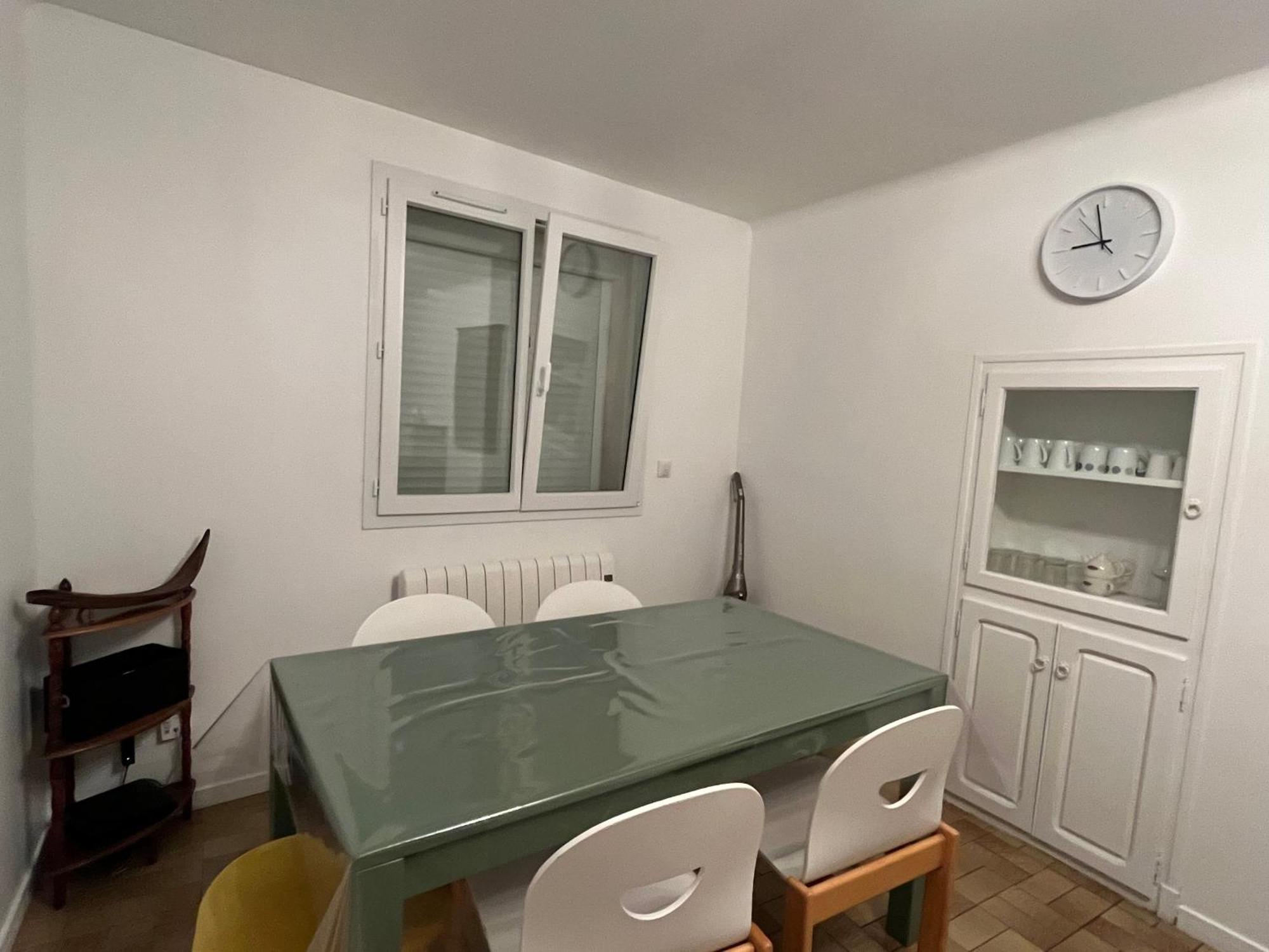 Agreable Maison De Village Avec Terrasse Vinca Exterior foto